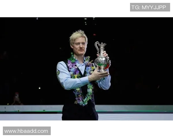 大师赛精彩对决马奎尔与罗伯逊谁能笑到最后引发球迷热议